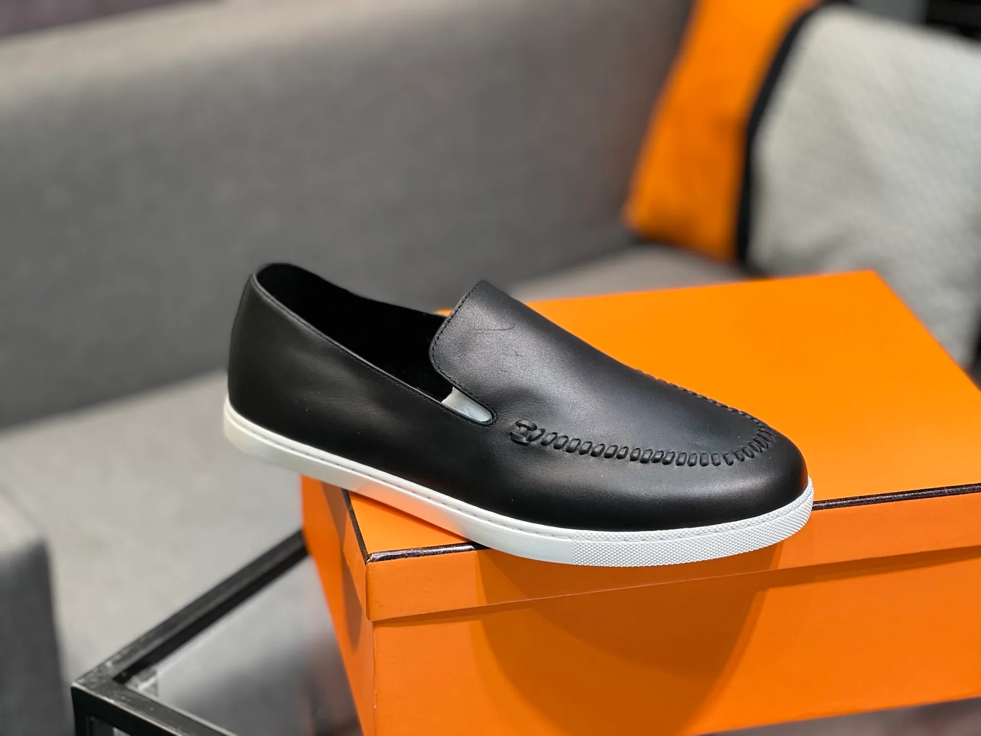 Men's shoes 💰700 [HERMES] Hermès - High-end quality original order 🔍🔍 - Upper: 🔝 cowhide suede splicing design - Inner lining: imported mixed sheepskin - Outsole: TPR foam · Rubber: two-color combined molding outsole - Super high quality control · Fine workmanship: highlighted (high-end, luxury, grade) -Size: 38-44 (45, 46, can be customized)